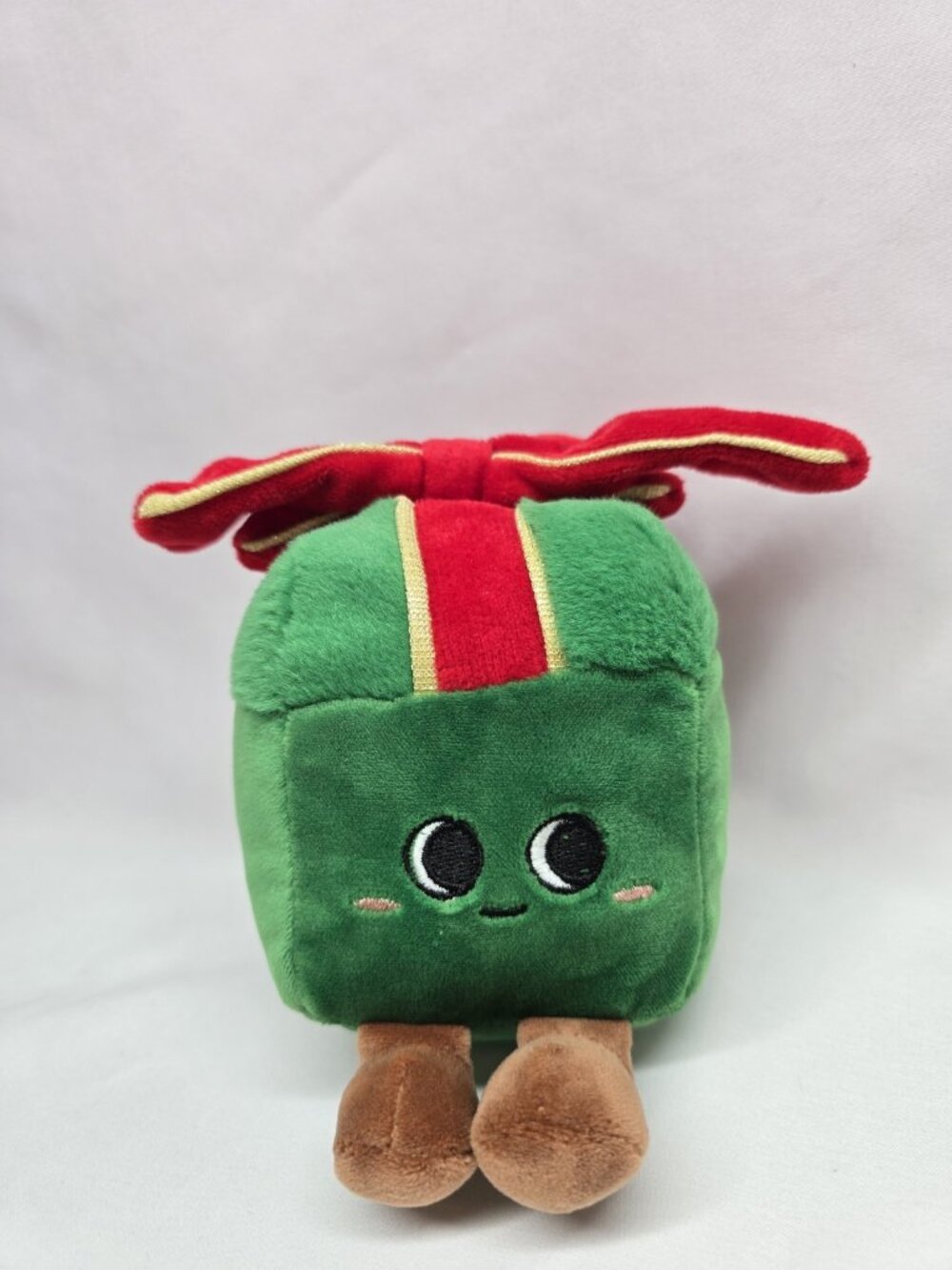 Christmas Gift Box Plush Toy Meeka House Stuffed Toy Cute Cartoon Style- Beanie
